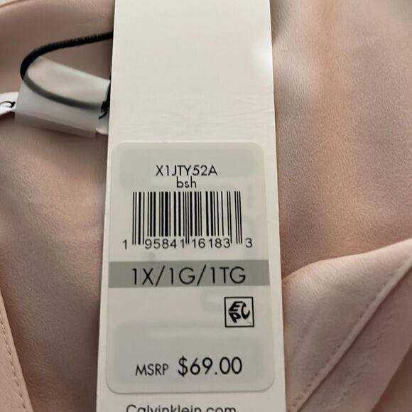 Calvin Klein Pleated Split V Neck Cap Flutter Sleeve Blush Color Blouse - Picture 8 of 8